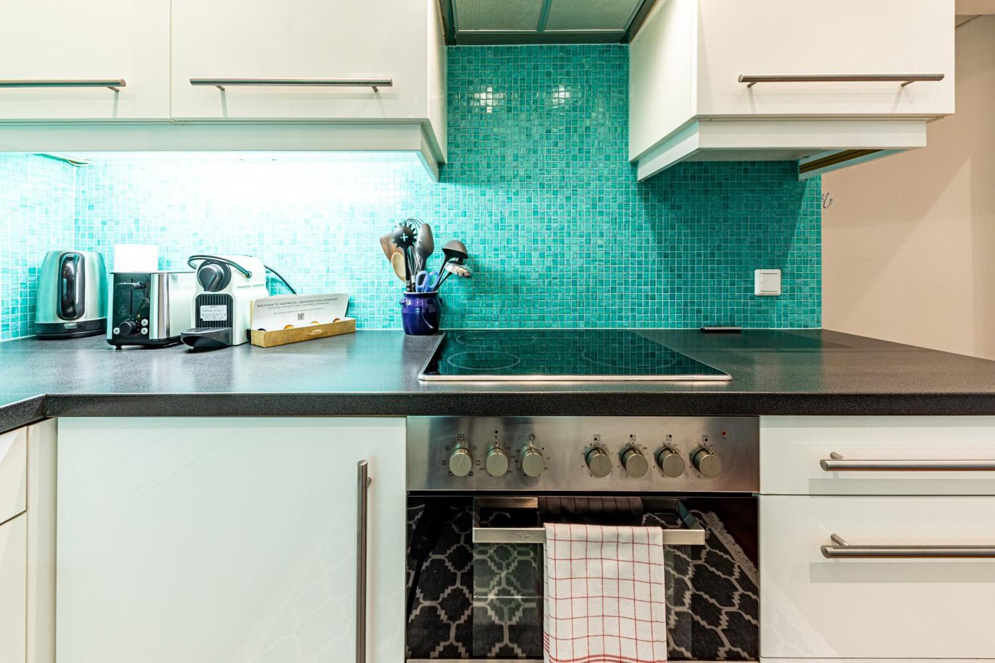 Opal Dream - Stylish Living With Good Connections By Jr *