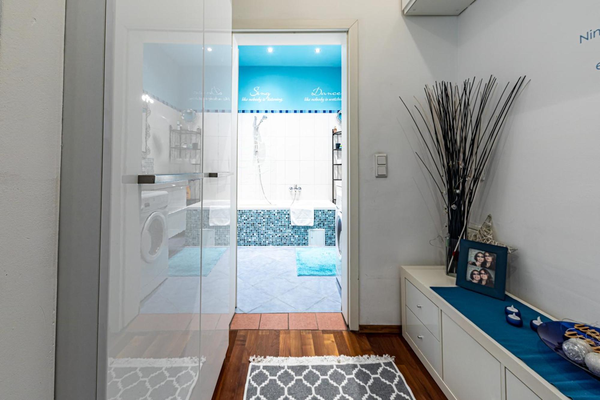 Opal Dream - Stylish Living With Good Connections By Jr * Wien